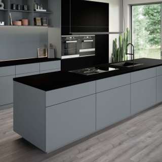 IVERICA OPLEMENJENA U780 ST9 18/2800/2070mm EGGER 