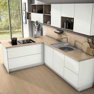 IVERICA OPLEMENJENA W960 ST7 BIJELA 18/2800/2070mm EGGER 