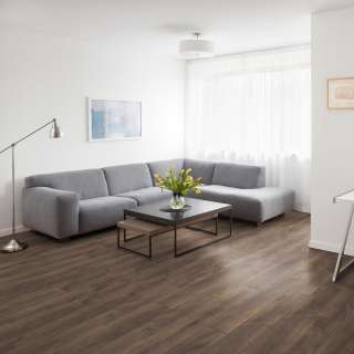 LAMINAT  8mm/Kl.32 IKO 3102x HRAST JAZZ CLUB, RASPOLOŽIVO 27,098m2 