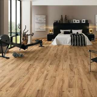 LAMINAT  7+1mm/Kl.31 PROMO 30308862x HRAST p=2,22m2 s podlogom, RASPOLOŽIVO 26,8m2 