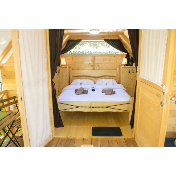 GLAMPING ŠATOR BELLO 