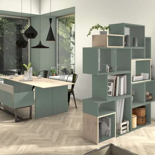 IVERICA OPLEMENJENA U604 ST9 18/2800/2070mm EGGER 