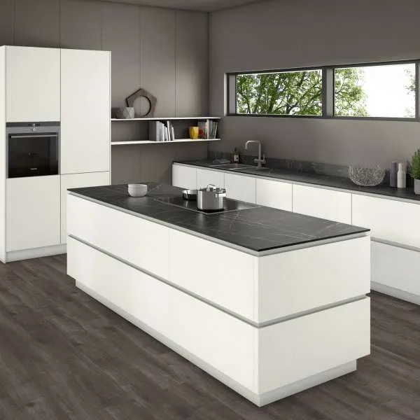 IVERICA OPLEMENJENA W960 ST7 BIJELA 18/2800/2070mm EGGER 