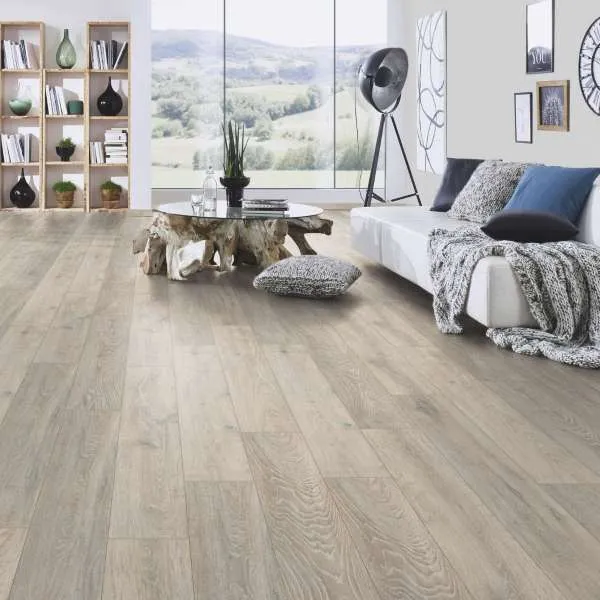 LAMINAT 12mm/Kl.33 KRONOSTEP V FUGA 5543x HRAST COLORADO, RASPOLOŽIVO 13,32 m2 