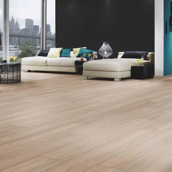 LAMINAT  8mm/Kl.32 SUPER NATURAL CLASSIC V FUGA 8199x HRAST ALPSKI p=2,2204 m2 