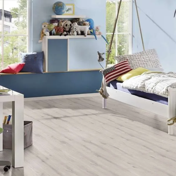 LAMINAT  8mm/Kl.33 ORGANIC Orca PURE + K231 HRAST MISTY p=2,26 m2 