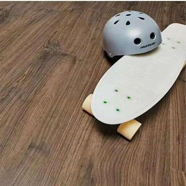 LAMINAT  7+2mm/Kl.31 SILENTOS 31275002x ORAH BELFORT p=1,97m2 s podlogom, RASPOLOŽIVO 23,64m2 