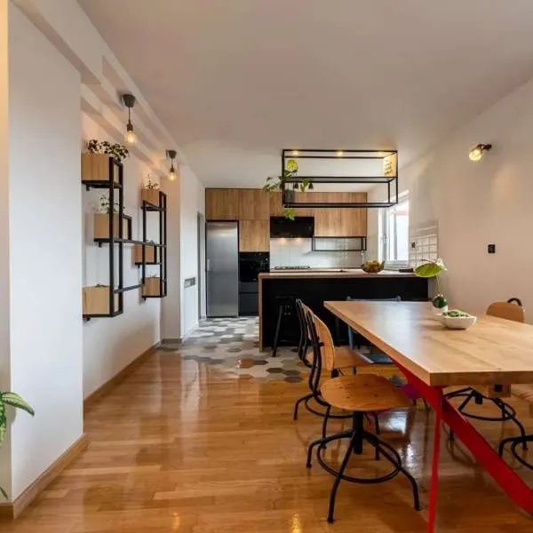 PARKET HRAST SELJAČKI POD MASIVNI 20,4mm 