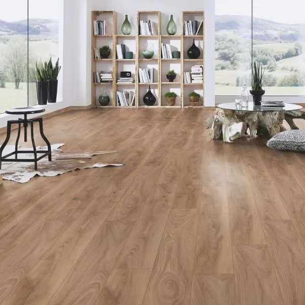 LAMINAT 14mm/Kl.33 TITAN V FUGA 5947 HRAST HISTORIC p=1,41 m2 