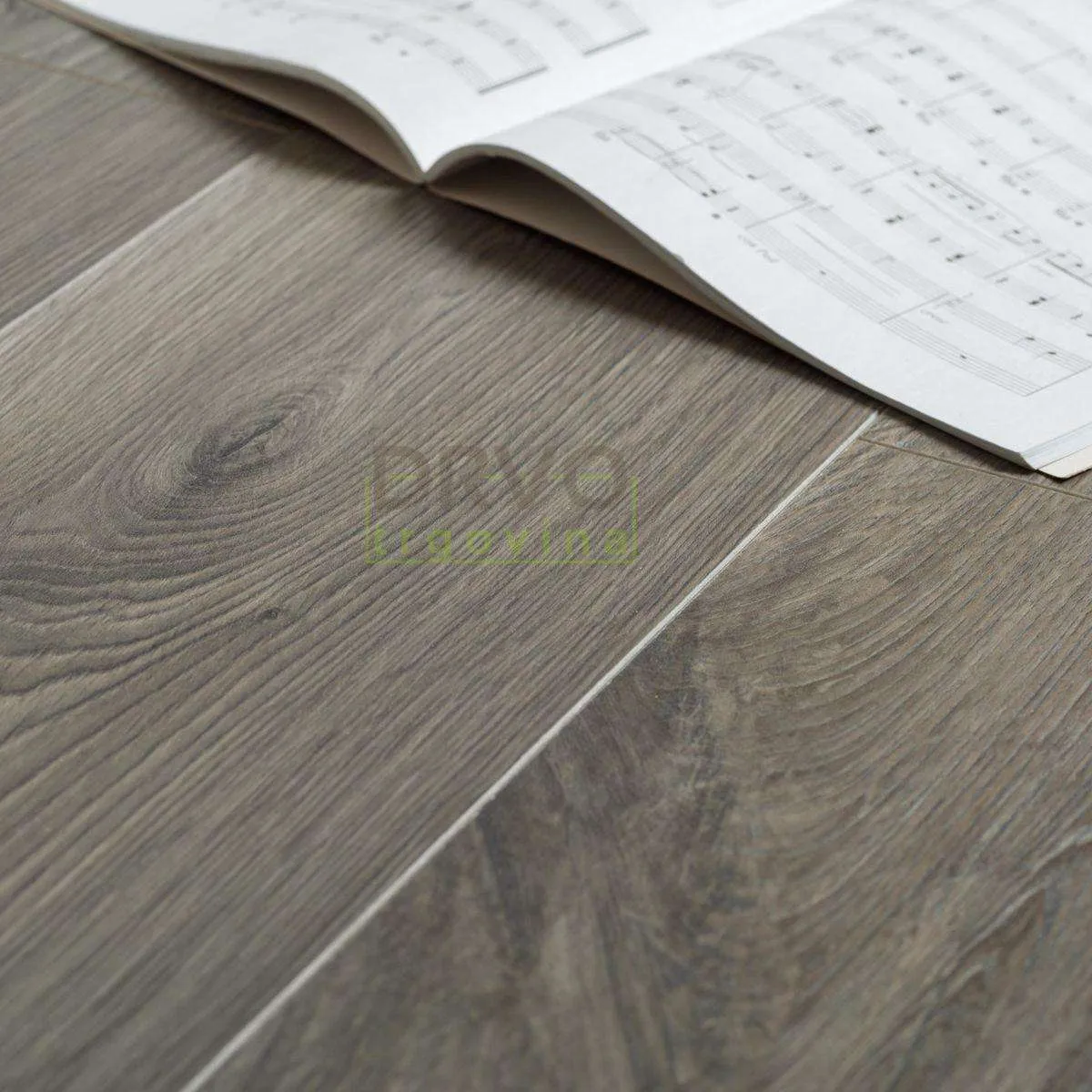 LAMINAT 12mm/Kl.33 SOUND V FUGA 3885x HRAST FADO, RASPOLOŽIVO 7,758m2 