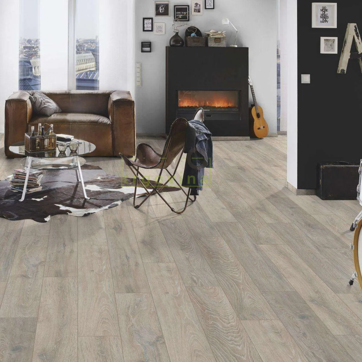 LAMINAT  8mm/Kl.32 SUPER NATURAL CLASSIC V FUGA 5543x HRAST COLORADO p=2,2204 m2 