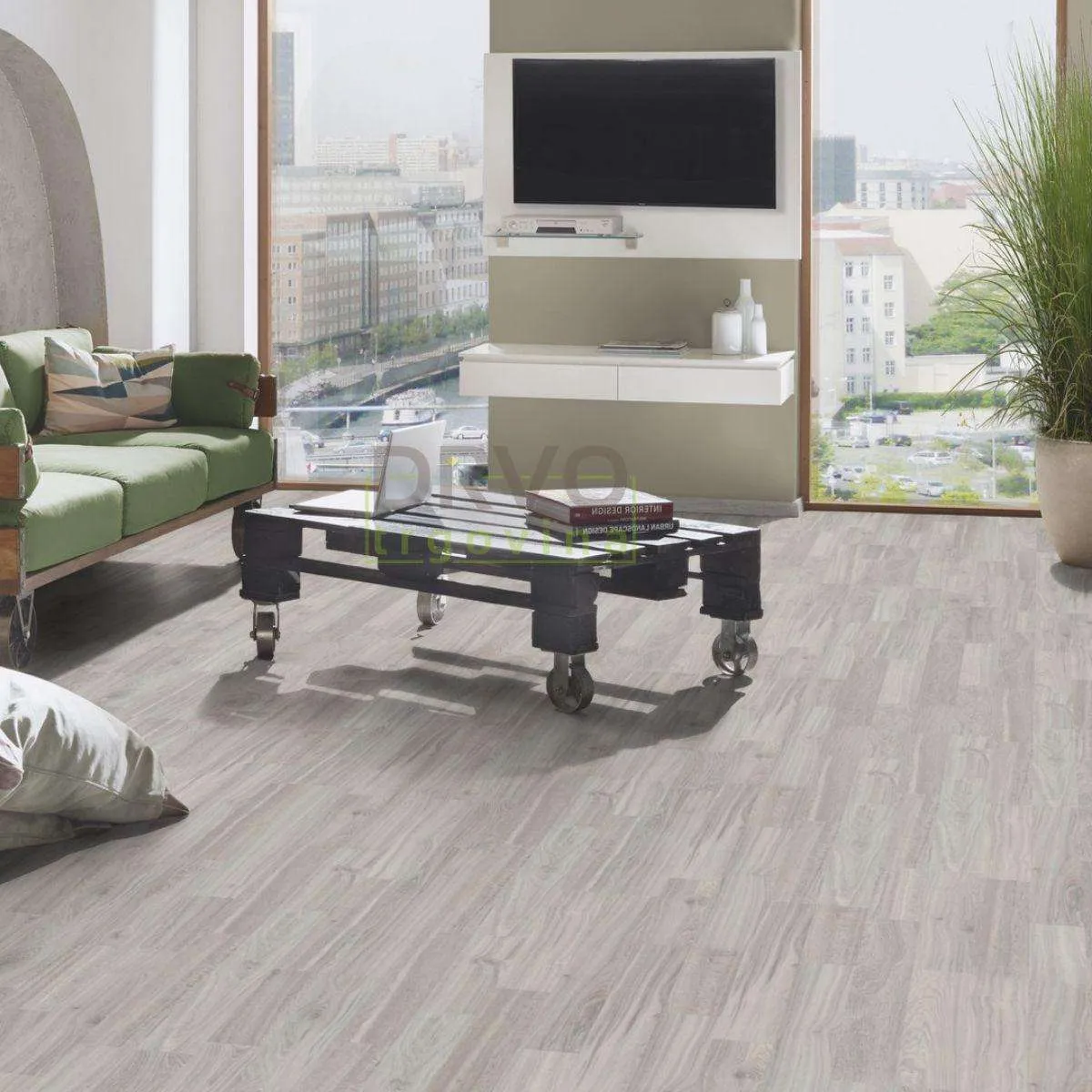 LAMINAT  7mm/Kl.31 KRONOSTEP K056 HRAST MAIN p=2,4672 m2 