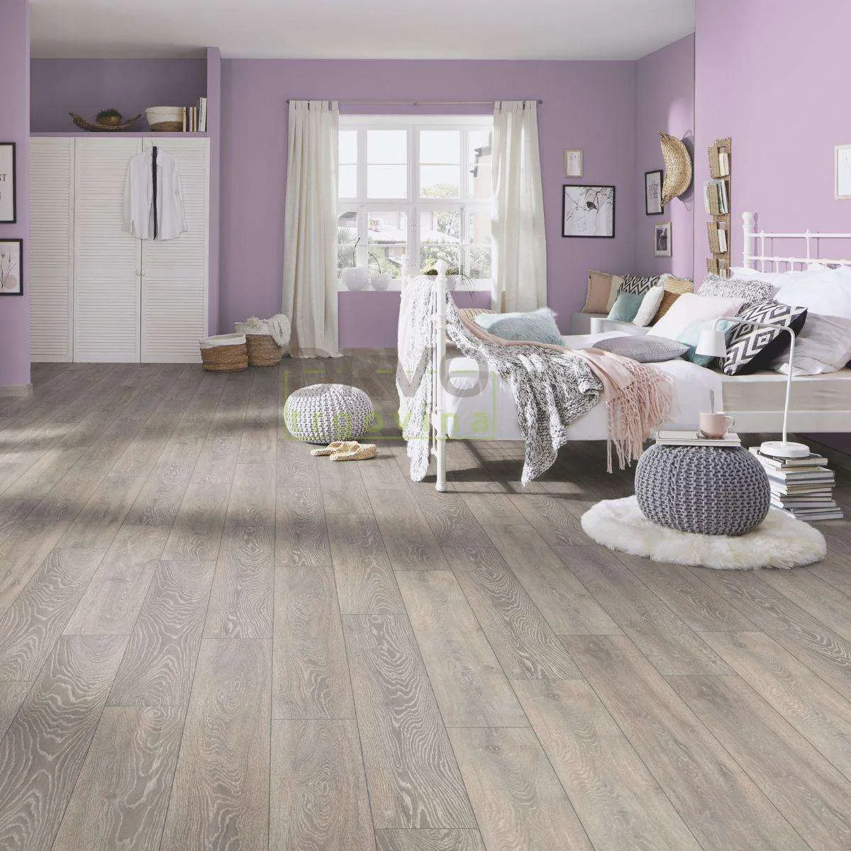 LAMINAT  8mm/Kl.32 SUPER NATURAL CLASSIC PURE+ 5542 HRAST SIVI p=2,260 m2 