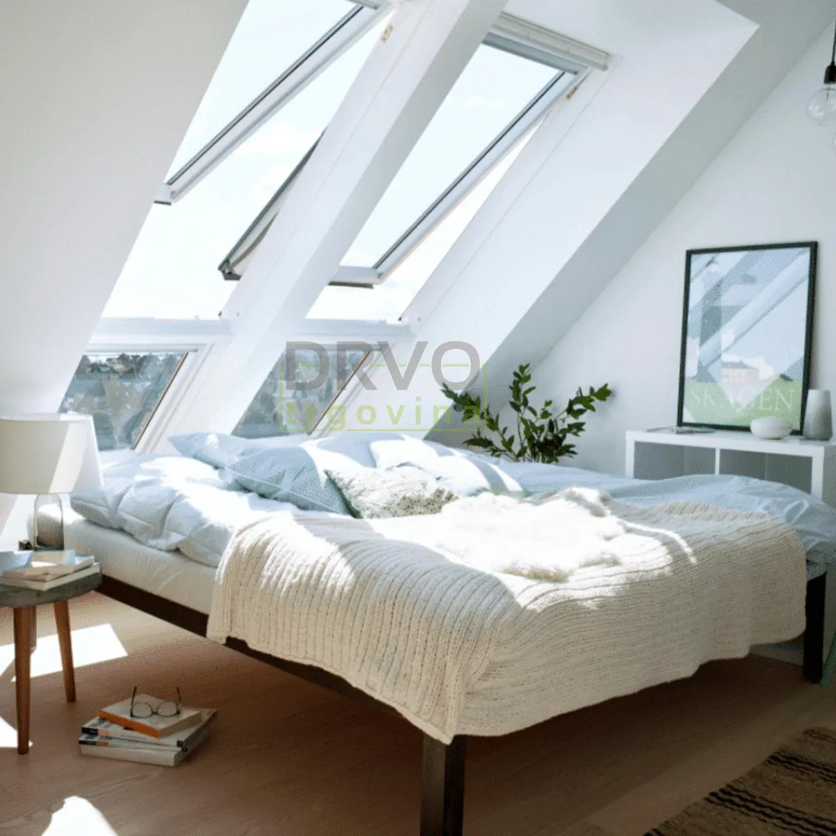 VELUX KROVNI PROZOR, BIJELI POLIURETAN, DVOSTRUKI OVJES, DONJA RUČKA, STAKLO 70 