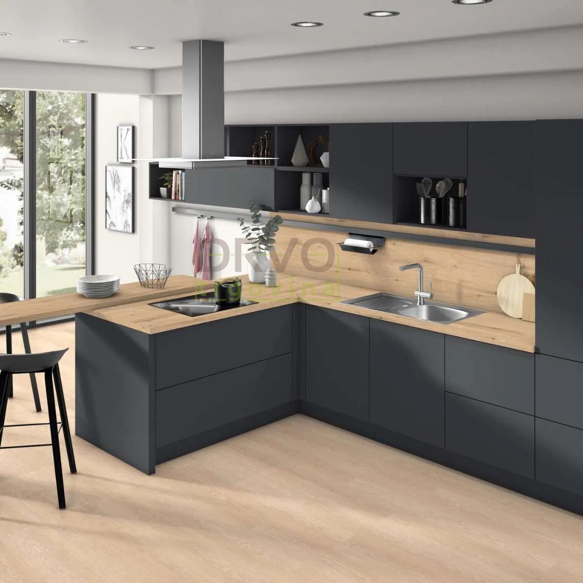 IVERICA OPLEMENJENA U968 ST9 18/2800/2070mm EGGER 