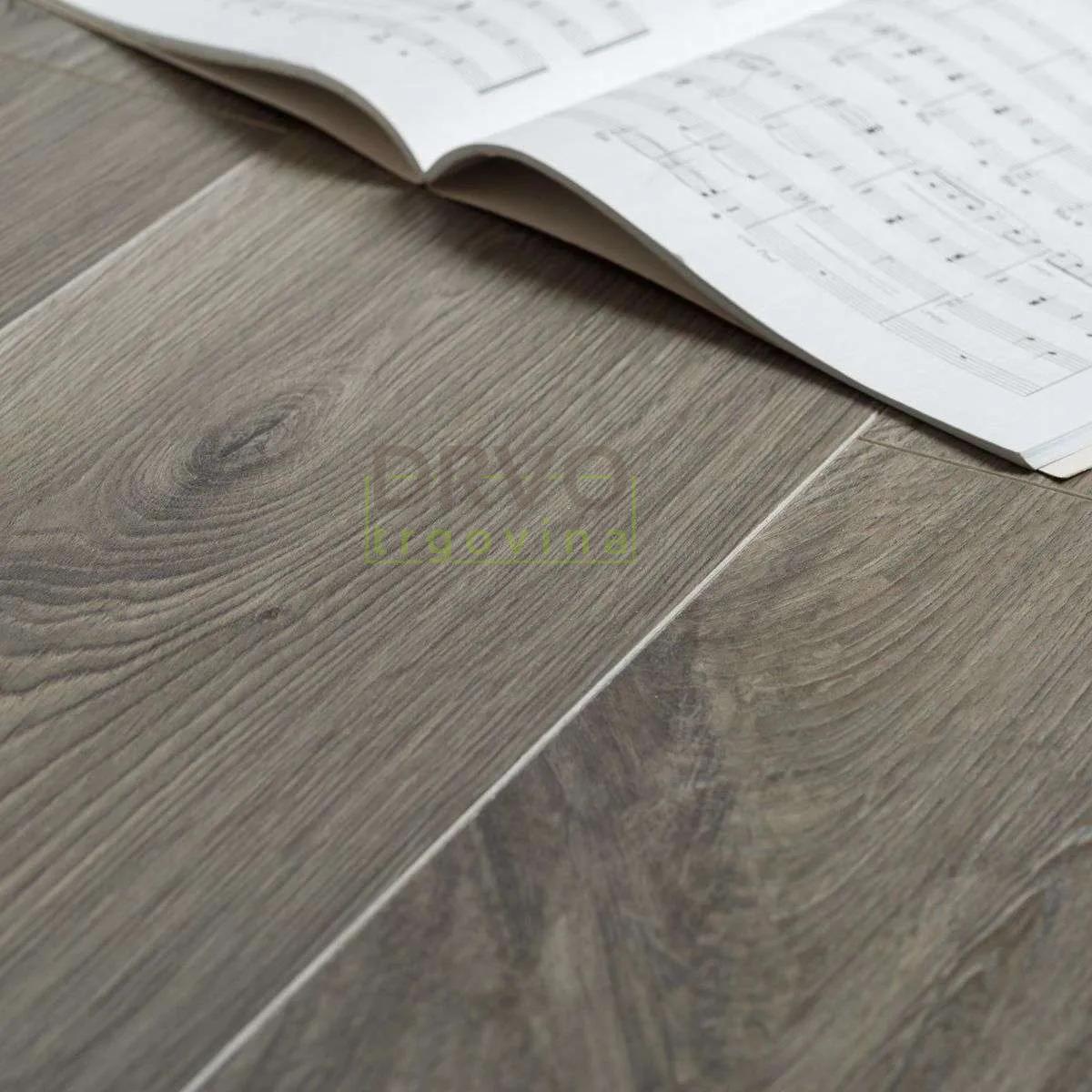 LAMINAT 12mm/Kl.33 SOUND V FUGA 3885x HRAST FADO, RASPOLOŽIVO 7,758m2 