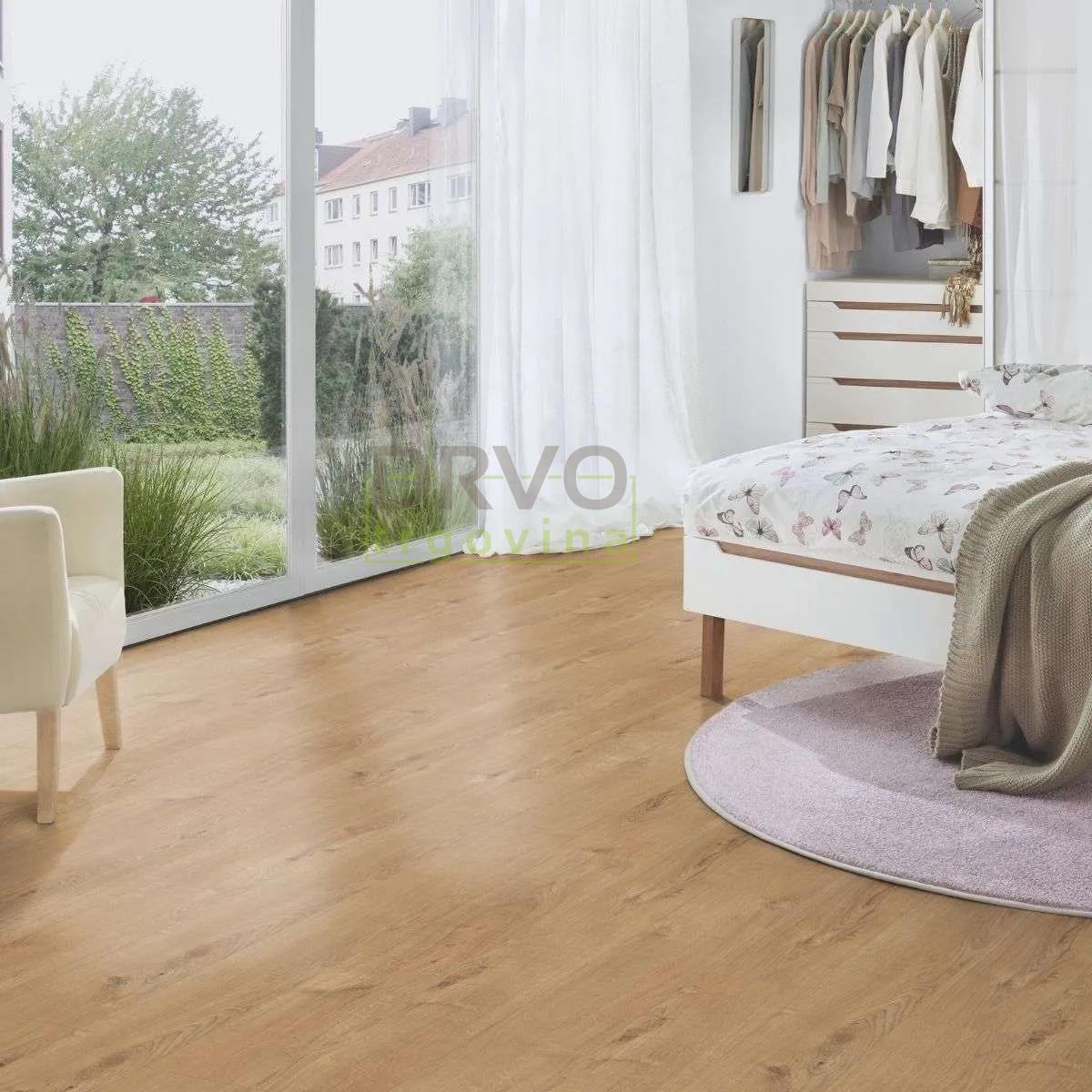 LAMINAT  8mm/Kl.32 SUPER NATURAL CLASSIC PURE+ 5985 HRAST SHERWOOD p=2,260 m2 