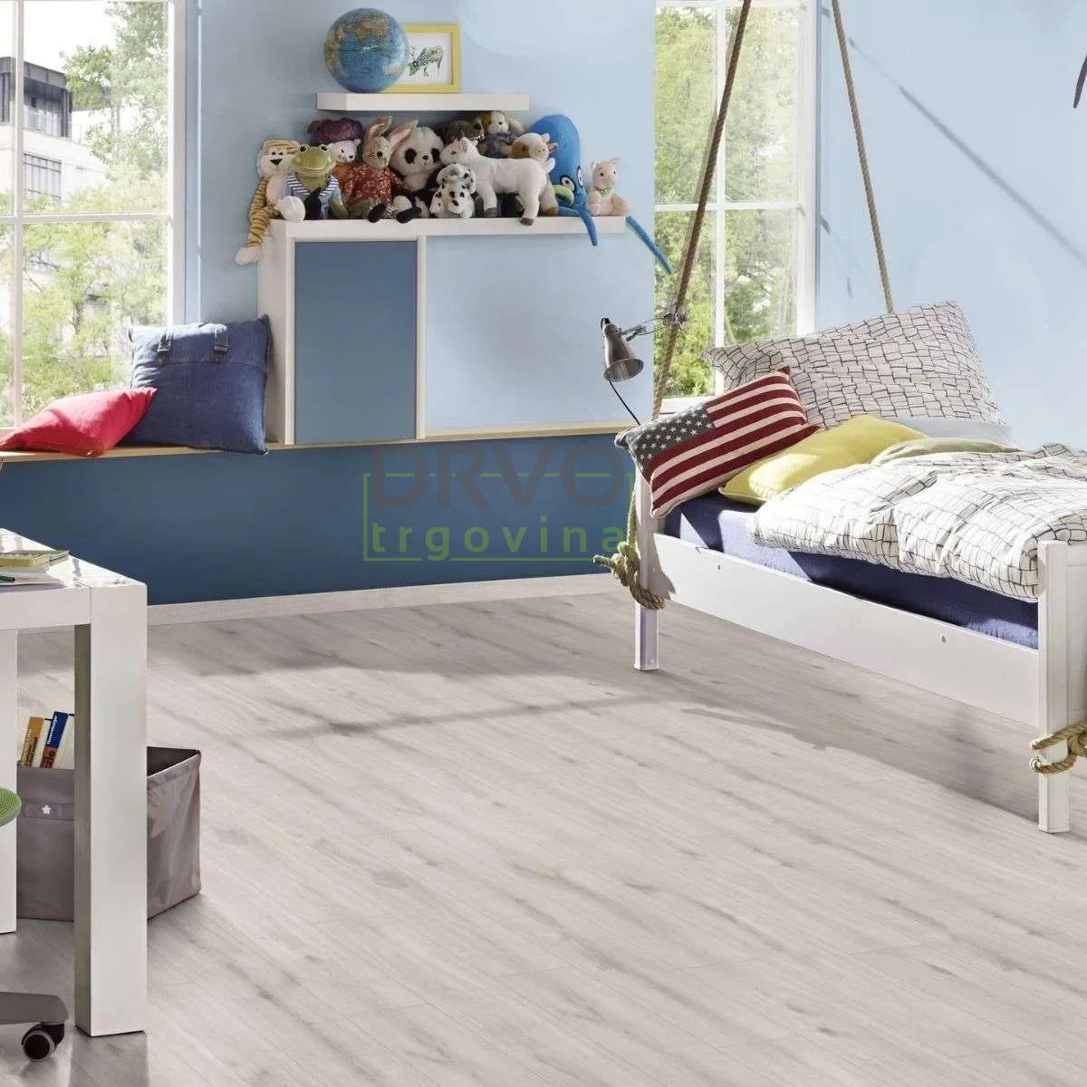 LAMINAT  8mm/Kl.33 ORGANIC Orca PURE + K231 HRAST MISTY p=2,26 m2 