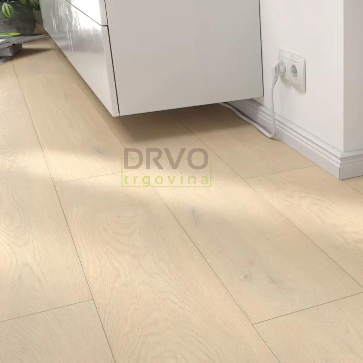 LAMINAT  7mm/Kl.32 BODOMO 7520/K669x NAZARE CREME p=2,51 m2 