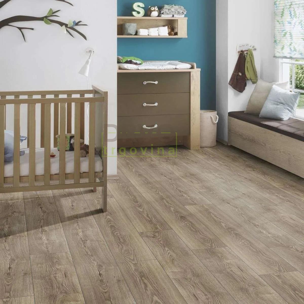 LAMINAT  8mm/Kl.32 SUPER NATURAL CLASSIC PURE+ K482 HRAST TWILIGHT p=2,260 m2 