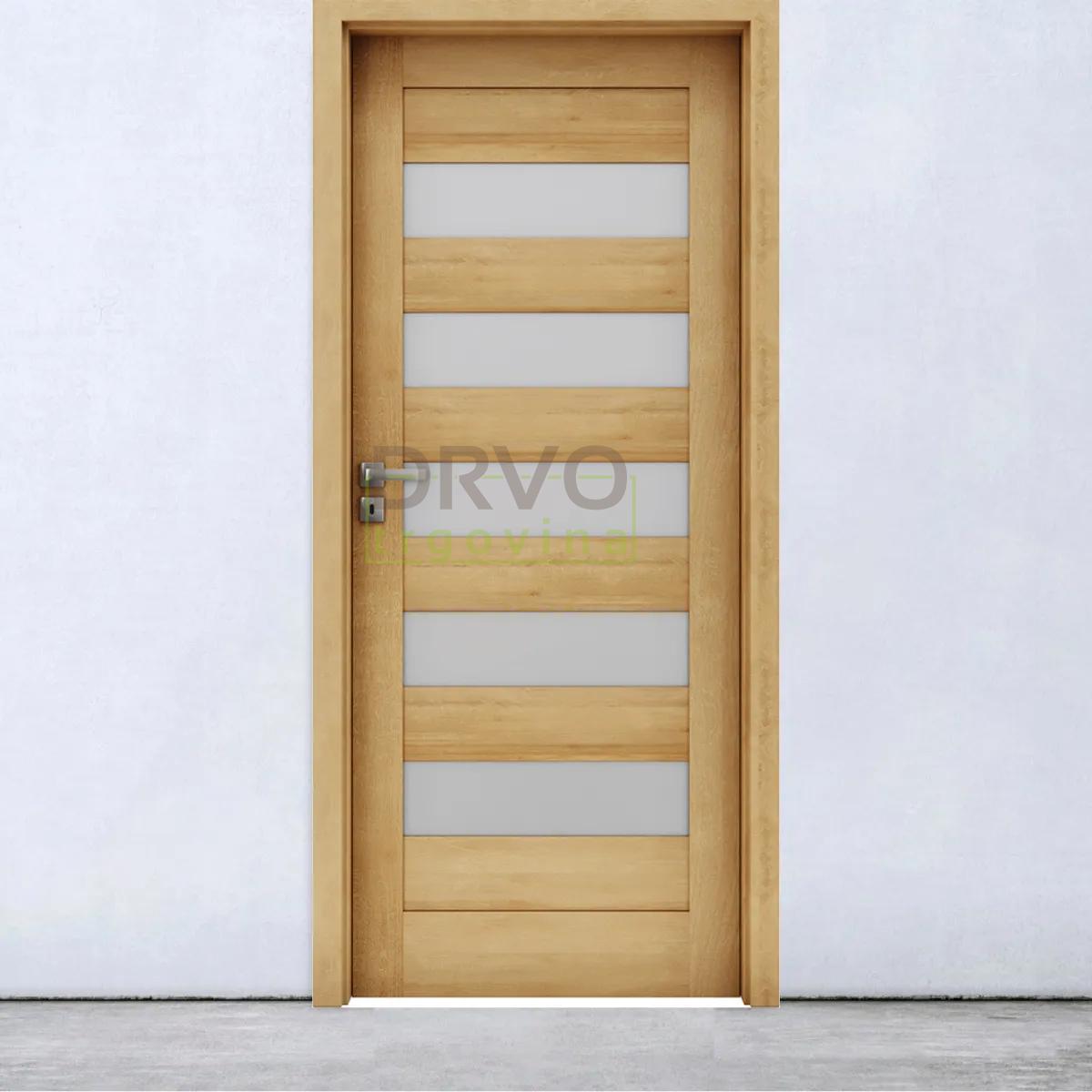 VRATNO KRILO DOMINO 3 