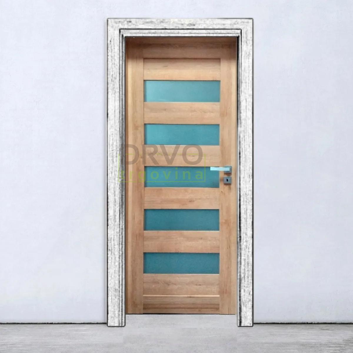 VRATNO KRILO DOMINO 3 